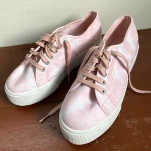 Superga 2790 flatform sneakers in pink tye dye
